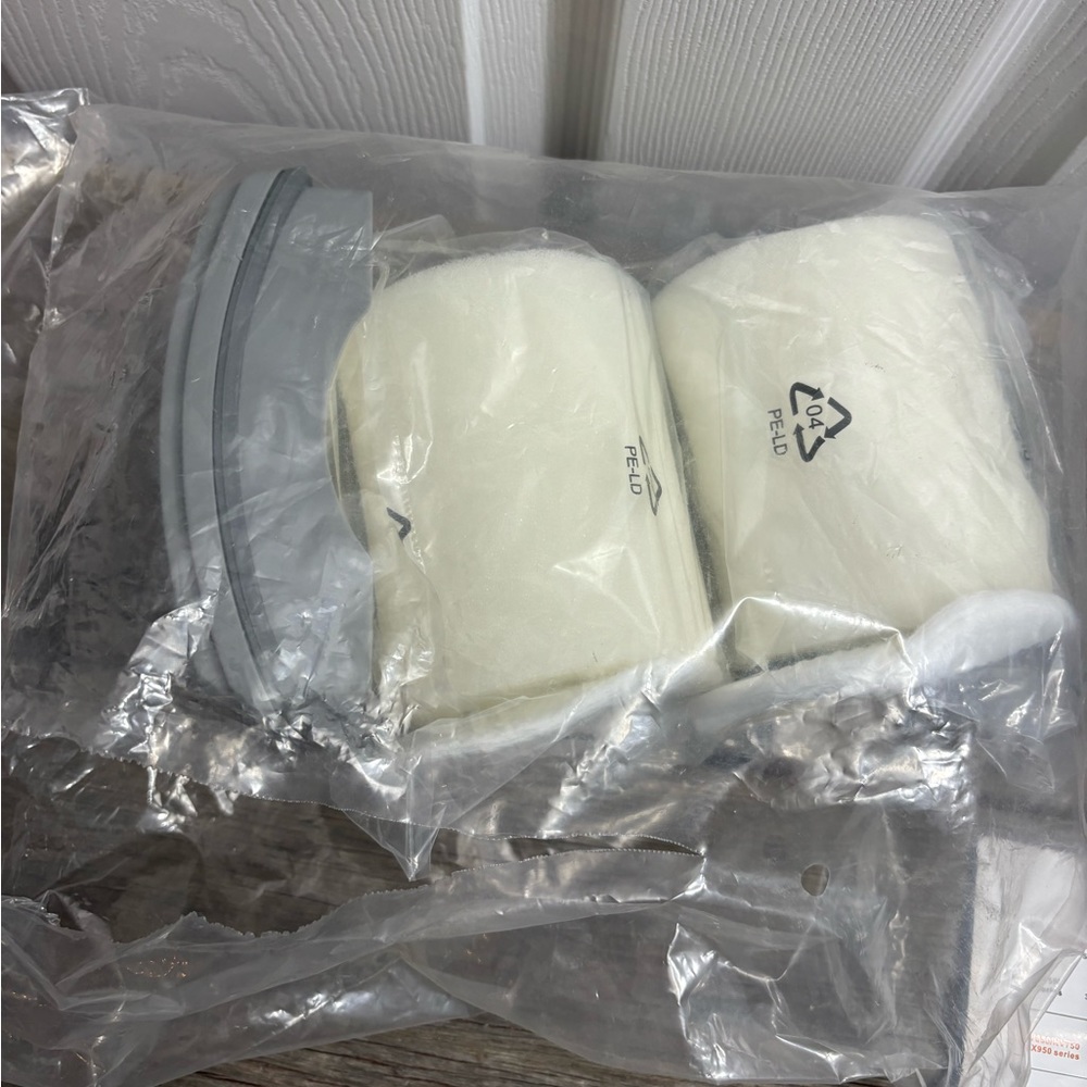 Shark NV500 replacement filters - Picture 4 of 6
